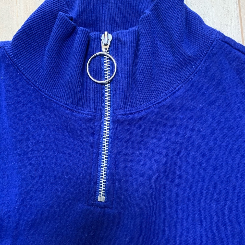 Sweater - Picture 2 of 2